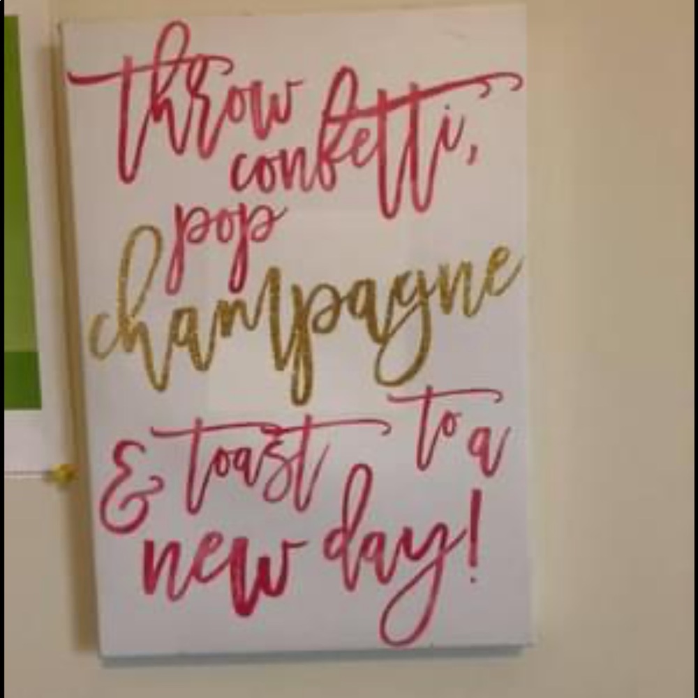 Wall decor - Picture 2 of 2